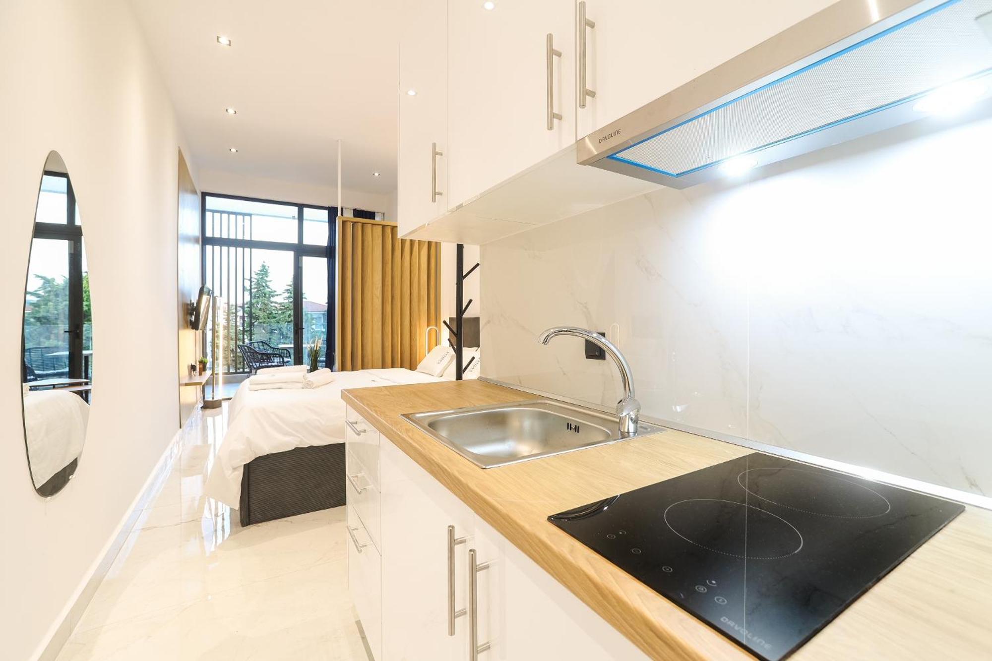 Fenias Luxury Studios Kallithea  Esterno foto